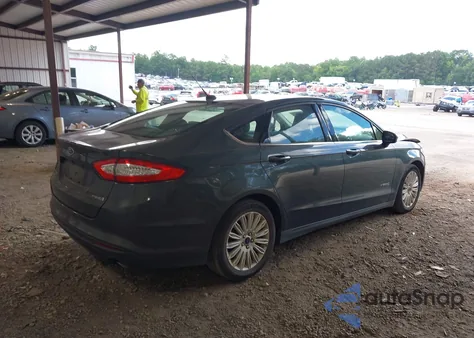 2015 Ford Fusion Hybrid S from USA, damaged, VIN 3FA6P0UU7FR132609